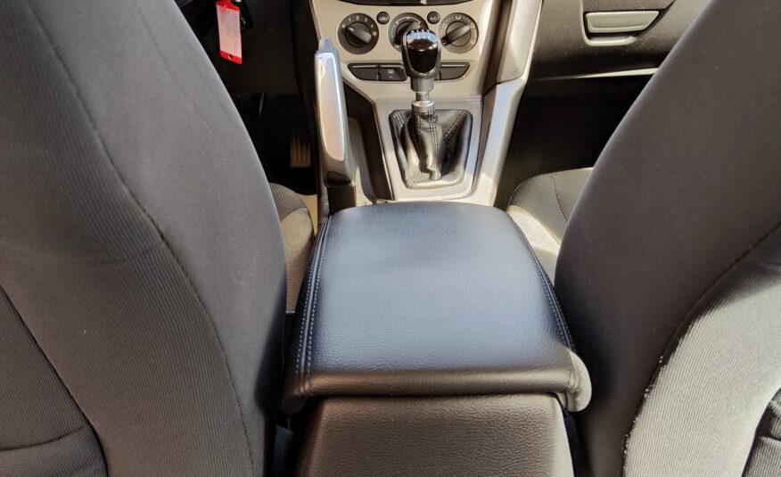 Ford Focus 1.6 115 CV ANNO 2011