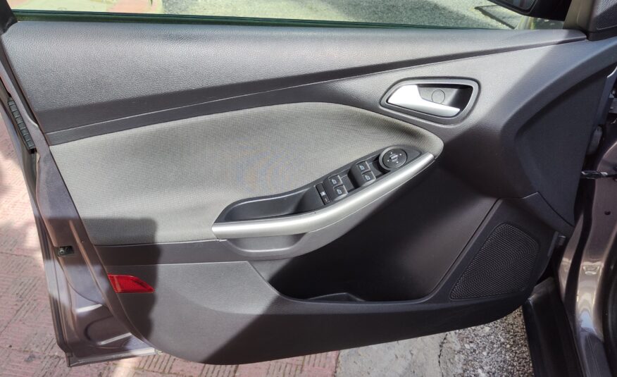 Ford Focus 1.6 115 CV ANNO 2011