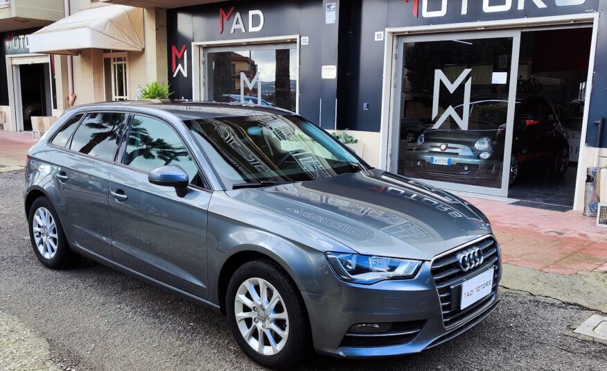 Audi A3 1.6 TDI S tronic Attraction