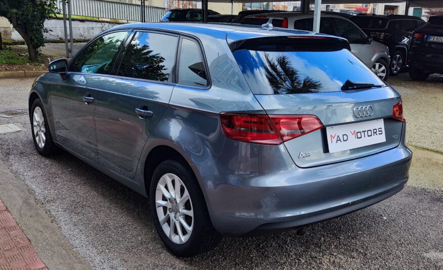 Audi A3 1.6 TDI S tronic Attraction