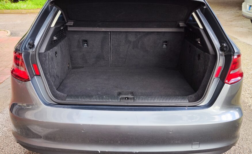 Audi A3 1.6 TDI S tronic Attraction