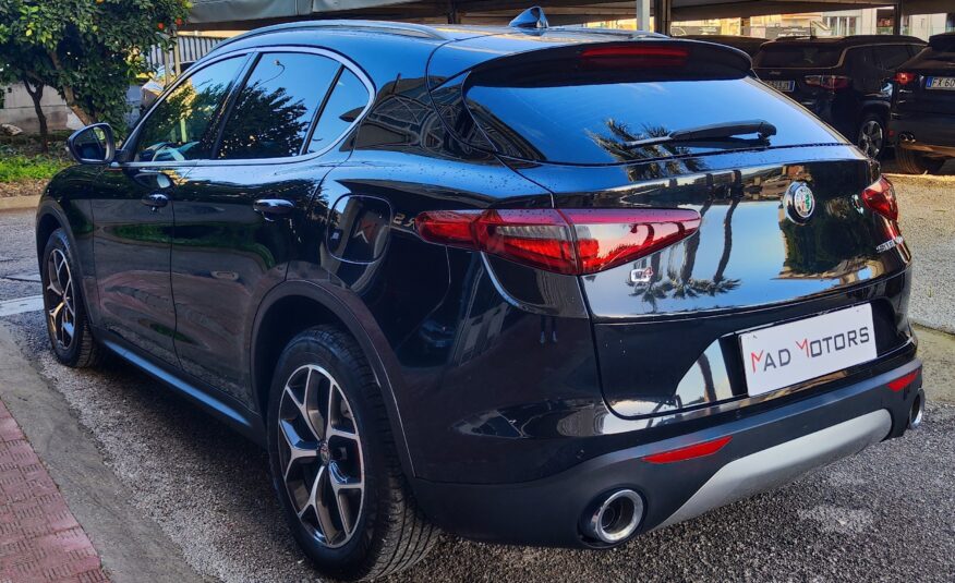 Alfa Romeo Stelvio 2.2  210 CV Q4 2018