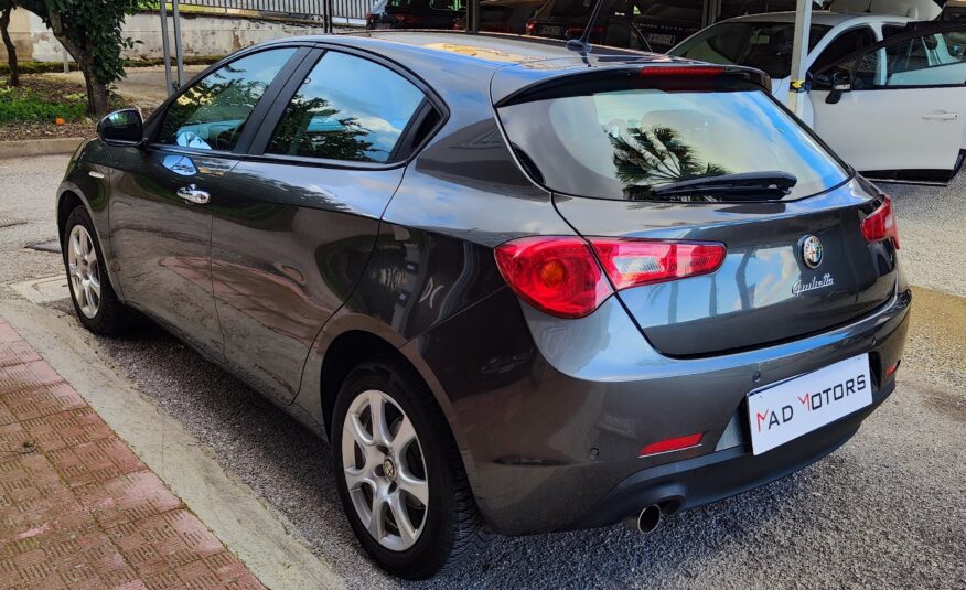 Alfa Romeo Giulietta 1.6 105 CV ANNO 2015