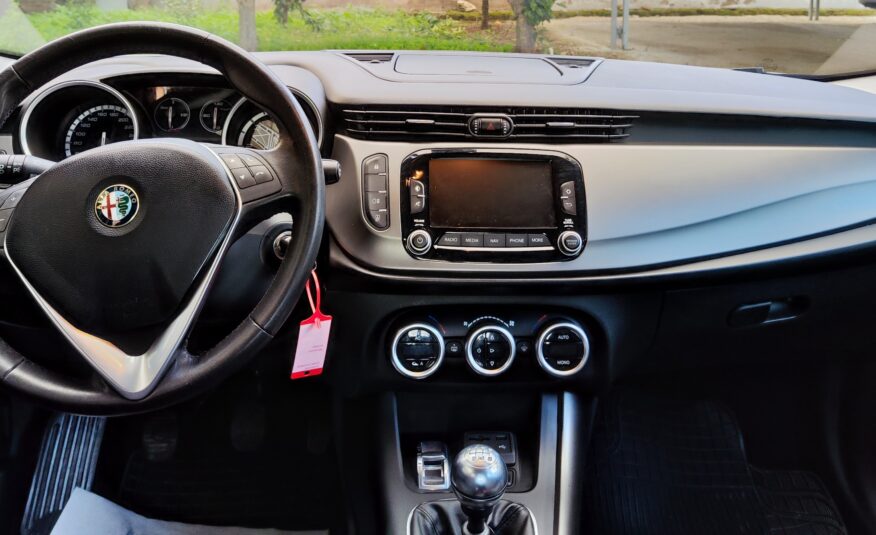 Alfa Romeo Giulietta 1.6 105 CV ANNO 2015