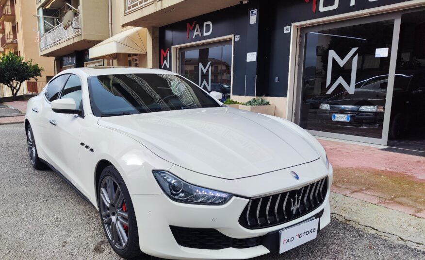 Maserati Ghibli FULL IVA TETTO NO SUPER BOLLO