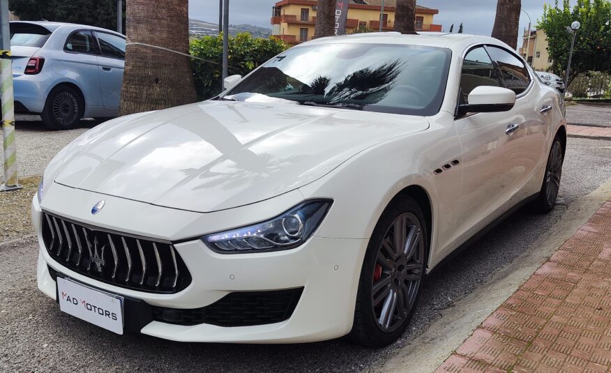 Maserati Ghibli FULL IVA TETTO NO SUPER BOLLO