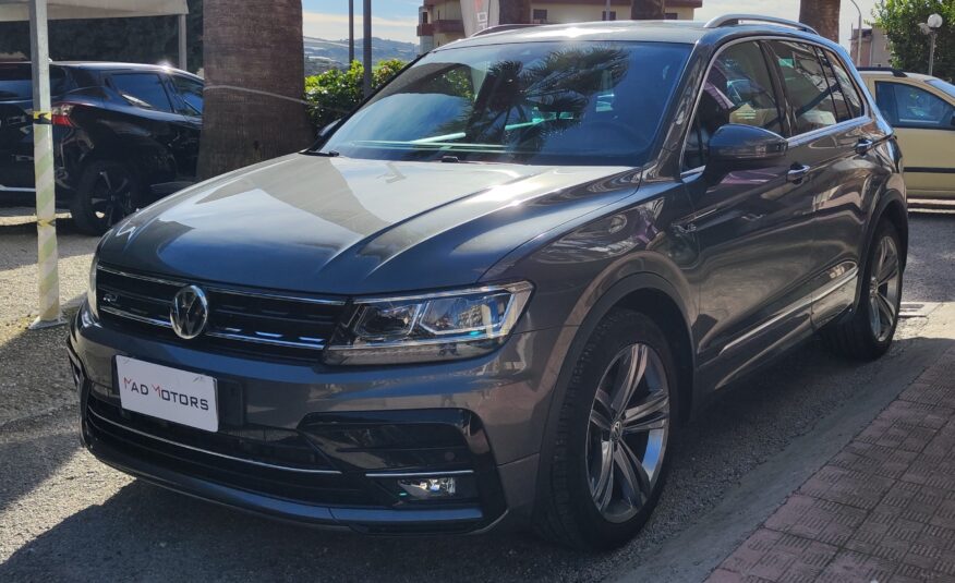 Volkswagen Tiguan 2.0 TDI 150 CV DSG R-Line 2020