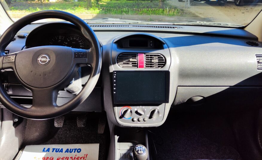 Opel Corsa 1.7 75CV 2002 NEOPATENTATI