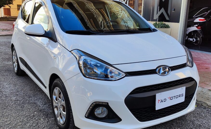 Hyundai i10 1.0 66CV ANNO 2016 NEOPATENTATI