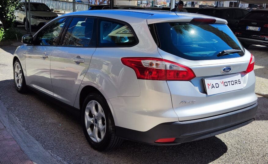 Ford Focus 1.6 115 CV SW ANNO 2012