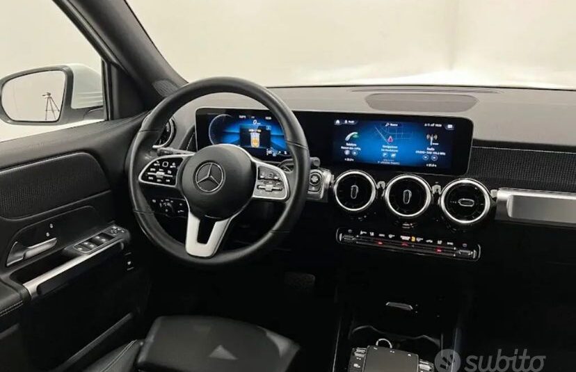 Mercedes-benz Classe GLB  200d AMG Premium 2022 IVA