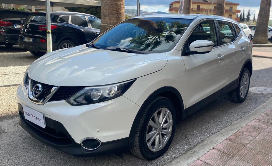 Nissan Qashqai 1.6 dci TECNA 360° automatica 2015