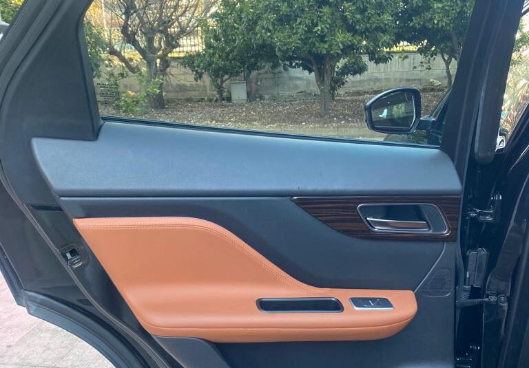 Jaguar F-Pace 2.0 D 180 CV R-Sport 2017 TETTO