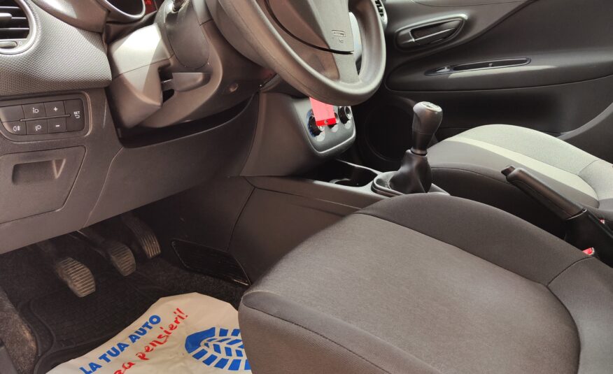 Fiat Punto 1.3 MJT 75 CV  NEO 2015