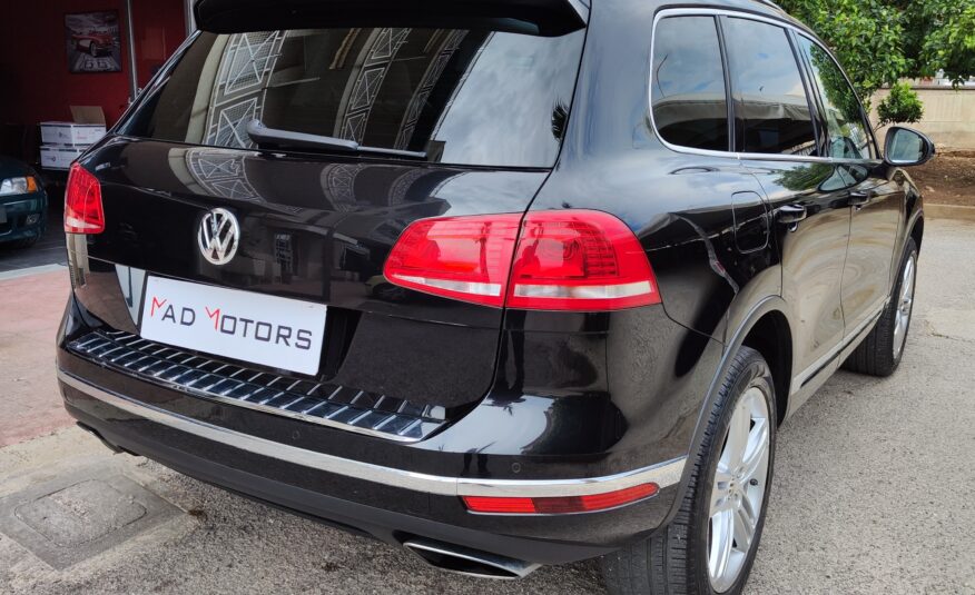 Volkswagen Touareg 3.0 TDI 262 CV R-LINE 2015 TETTO