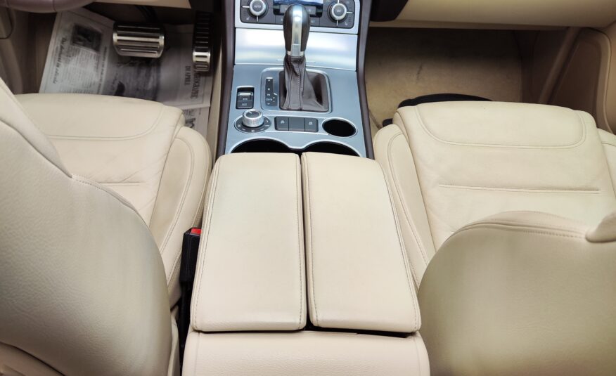 Volkswagen Touareg 3.0 TDI 262 CV R-LINE 2015 TETTO