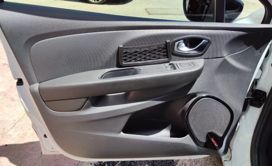 Renault Clio 1.5 90CV SW Duel ANNO 2018