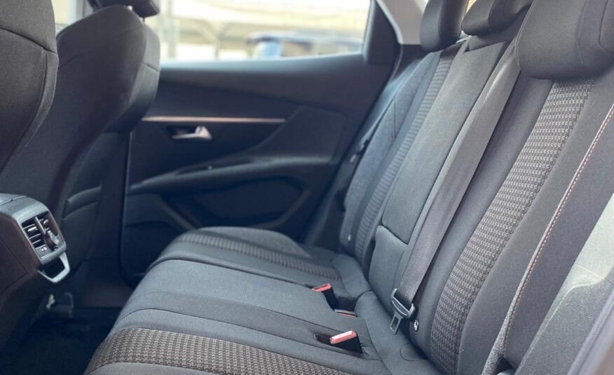 Peugeot 3008 1.5 130CV ALLURE IVA 2019