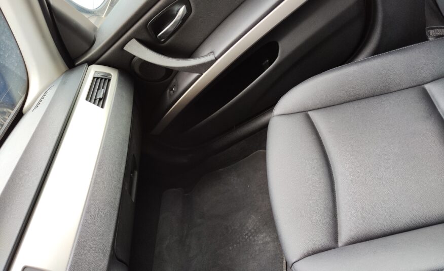 Bmw 316d 2.0 116CV Touring 2012