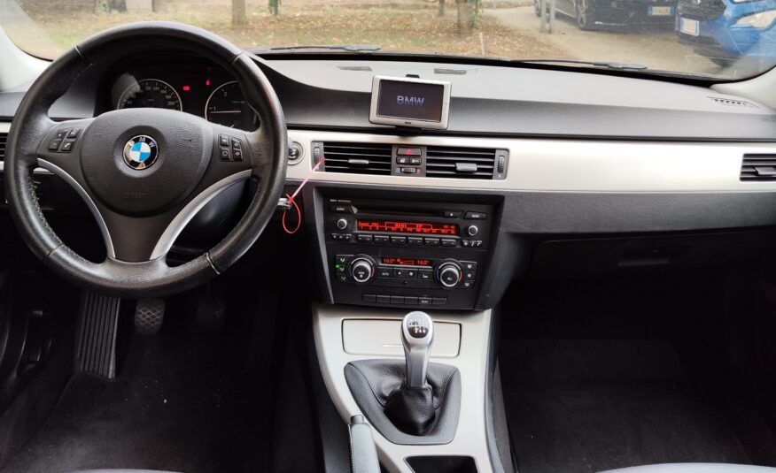 Bmw 316d 2.0 116CV Touring 2012