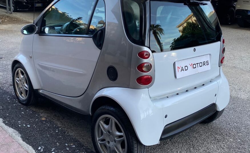 Smart ForTwo 700 60CV coupé 2004 NEO