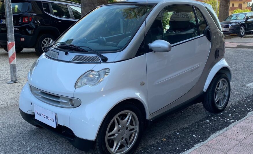 Smart ForTwo 700 60CV coupé 2004 NEO