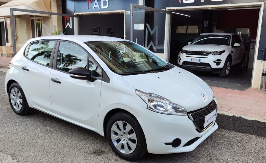 Peugeot 208 1.2 82 CV NEO 2013