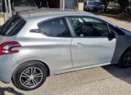 Peugeot 208 1.2 VTi 82 CV ANNO 2014 NEO