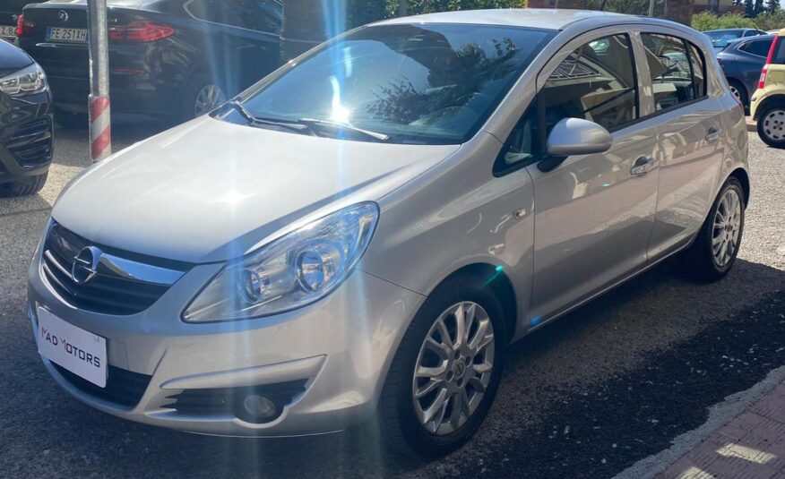 Opel Corsa 1.3 CDTI 75CV 2009 NEO