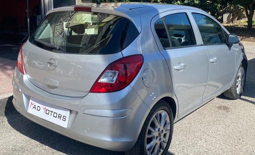 Opel Corsa 1.3 CDTI 75CV 2009 NEO