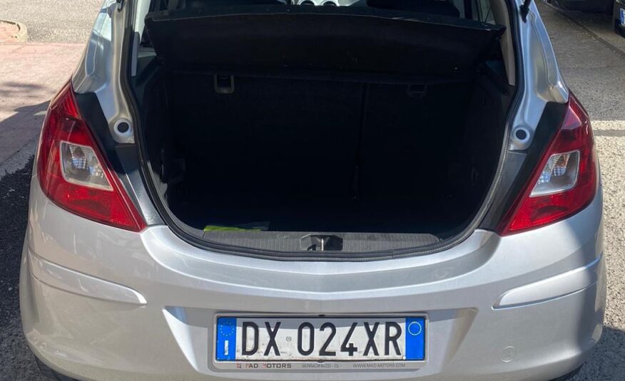 Opel Corsa 1.3 CDTI 75CV 2009 NEO