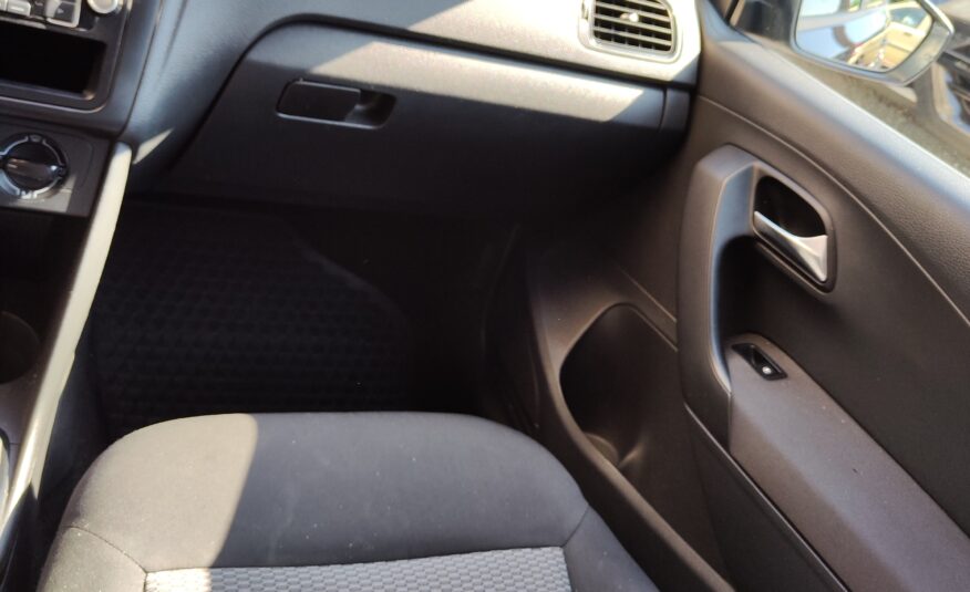 Volkswagen Polo 1.2 75cv TDI  5 p. 2011 NE0