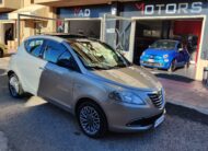 Lancia Ypsilon 1.2 69 CV 2011 TETTO NEO 5p