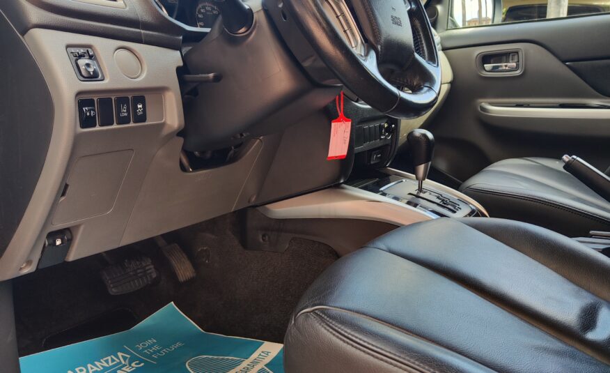 MITSUBISHI L200 2.4 181CV AUTOCARRO 2019