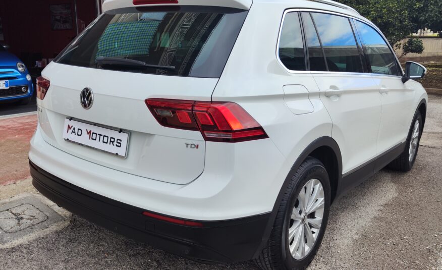 Volkswagen Tiguan 1.6 116CV Business COCKPIT 2017 IVA