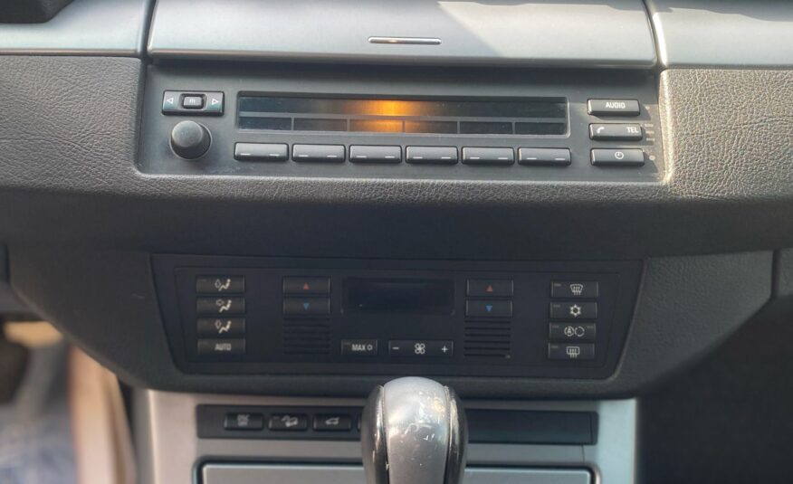Bmw X5 3.0d 218CV cat. RESTYLING 2005