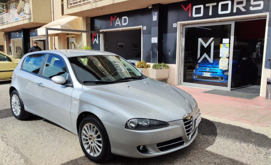 Alfa Romeo 147 1.9 JTD 120cv 5 porte Dist. 2008