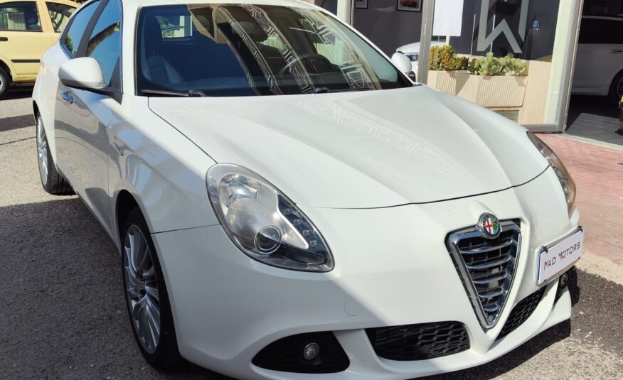 Alfa Romeo Giulietta 1.6 105 CV Distinctive 2010