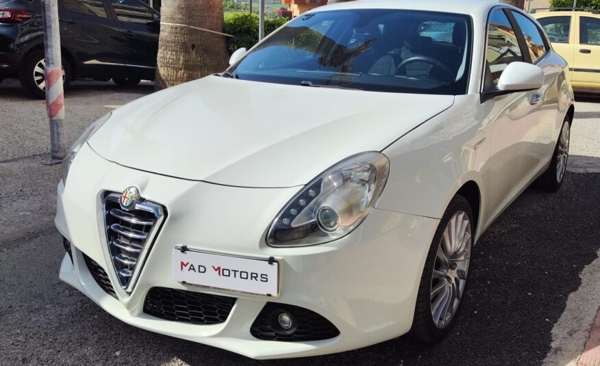 Alfa Romeo Giulietta 1.6 105 CV Distinctive 2010