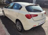 Alfa Romeo Giulietta 1.6 105 CV Distinctive 2010