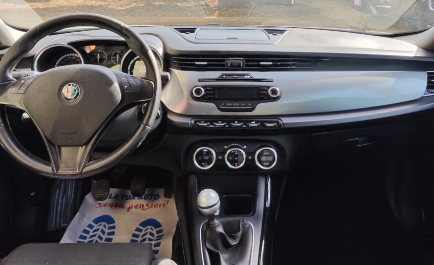 Alfa Romeo Giulietta 1.6 105 CV Distinctive 2010