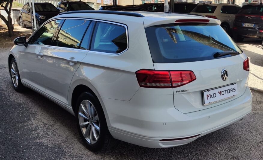 Volkswagen Passat 1.6 120 CV DSG Business 2018
