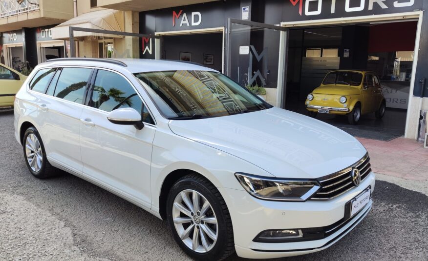 Volkswagen Passat 1.6 120 CV DSG Business 2018
