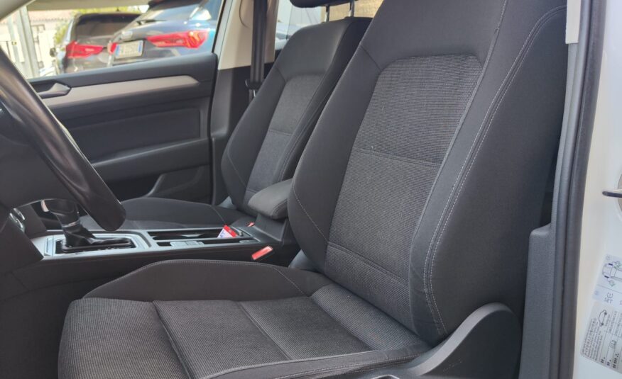 Volkswagen Passat 1.6 120 CV DSG Business 2018