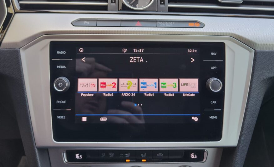 Volkswagen Passat 1.6 120 CV DSG Business 2018