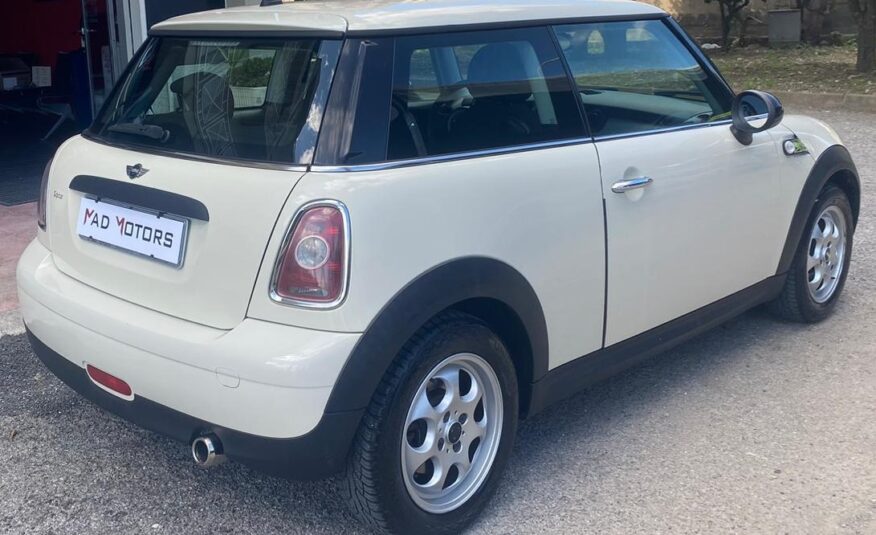 Mini One D 1.6  90 cv NEOPATENTATI 2010