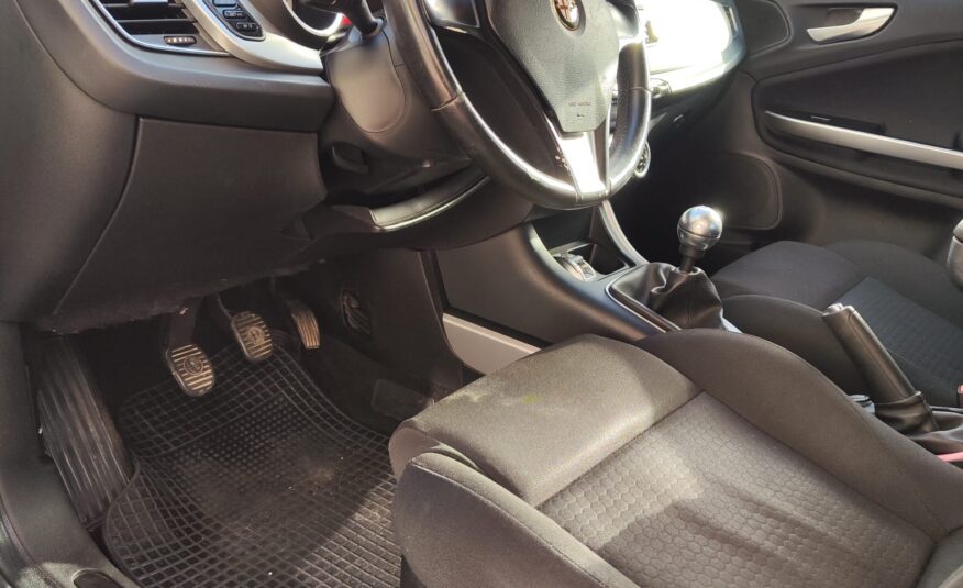 Alfa Romeo Giulietta 2.0 JTDm-2 140 CV Exclusive 2012