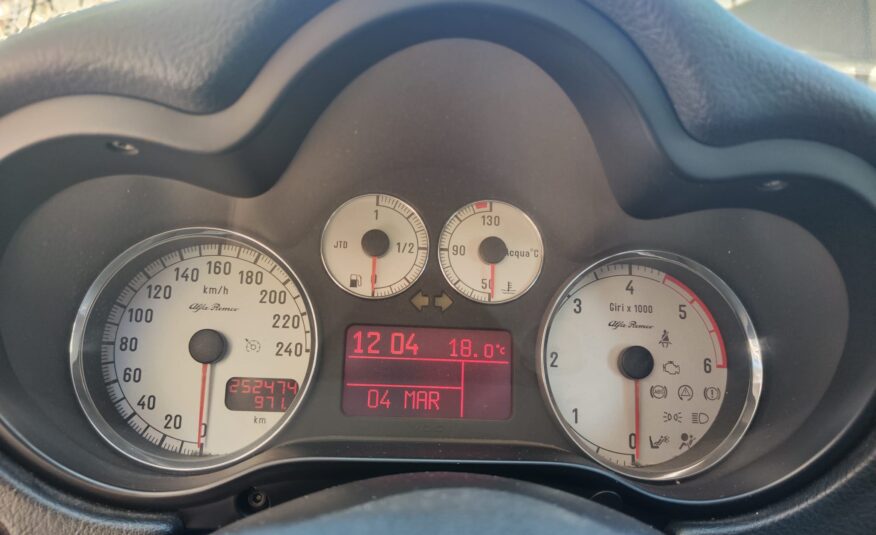 Alfa Romeo 147 1.9 JTD 150cv 5p Exclusive 2006