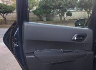Peugeot 3008 1.6 HDi 115CV Business NEO 2014