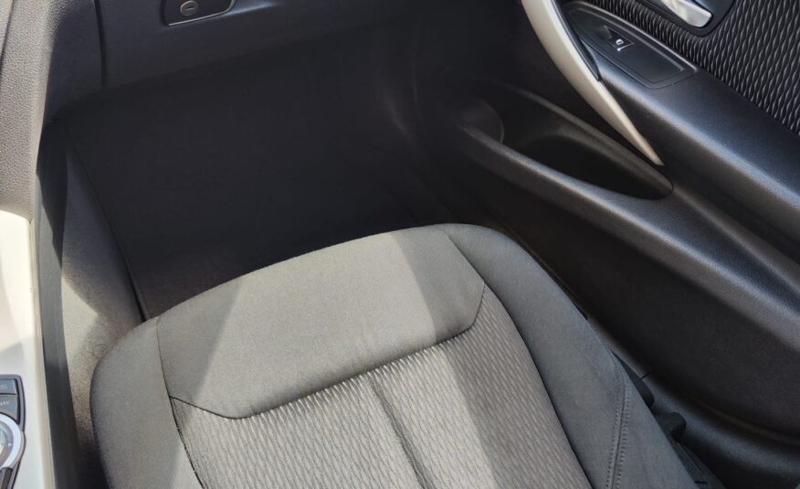 Bmw 318d Touring Business Advantage aut. 2016